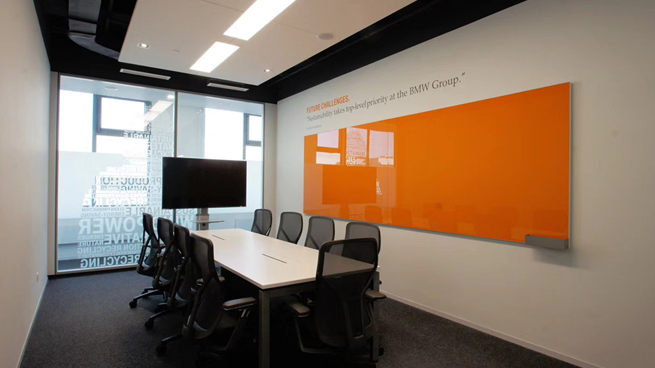 寶馬研發(fā)中心-歐時家具辦公家具定制案例